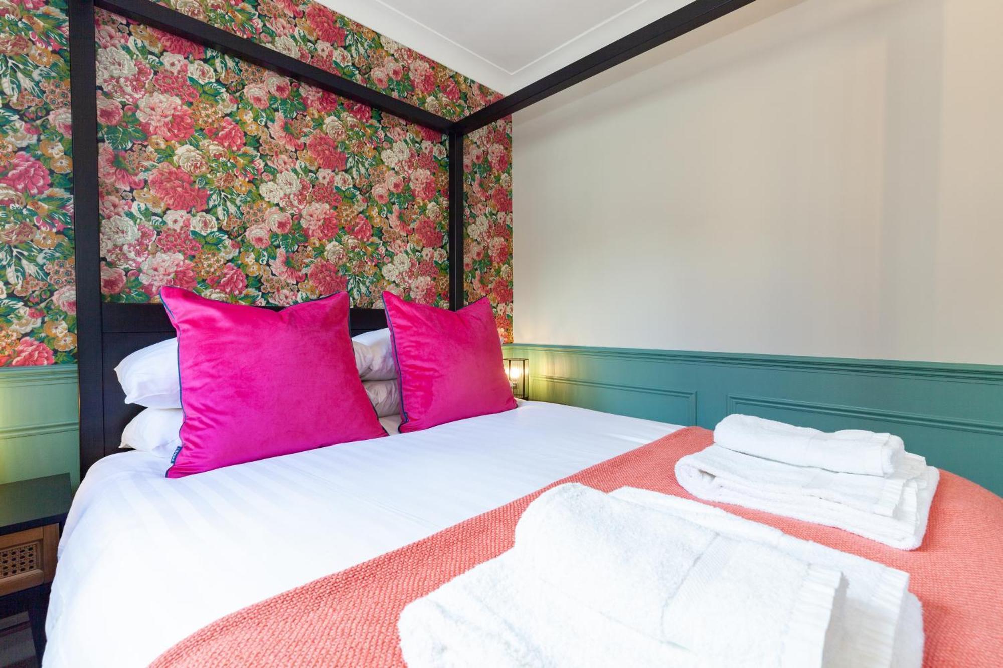 A Gem Nestled In The Heart Of Oxford With Parking!アパートメント エクステリア 写真