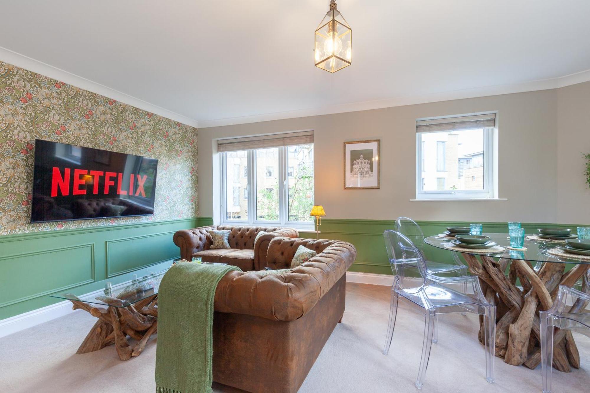 A Gem Nestled In The Heart Of Oxford With Parking!アパートメント エクステリア 写真