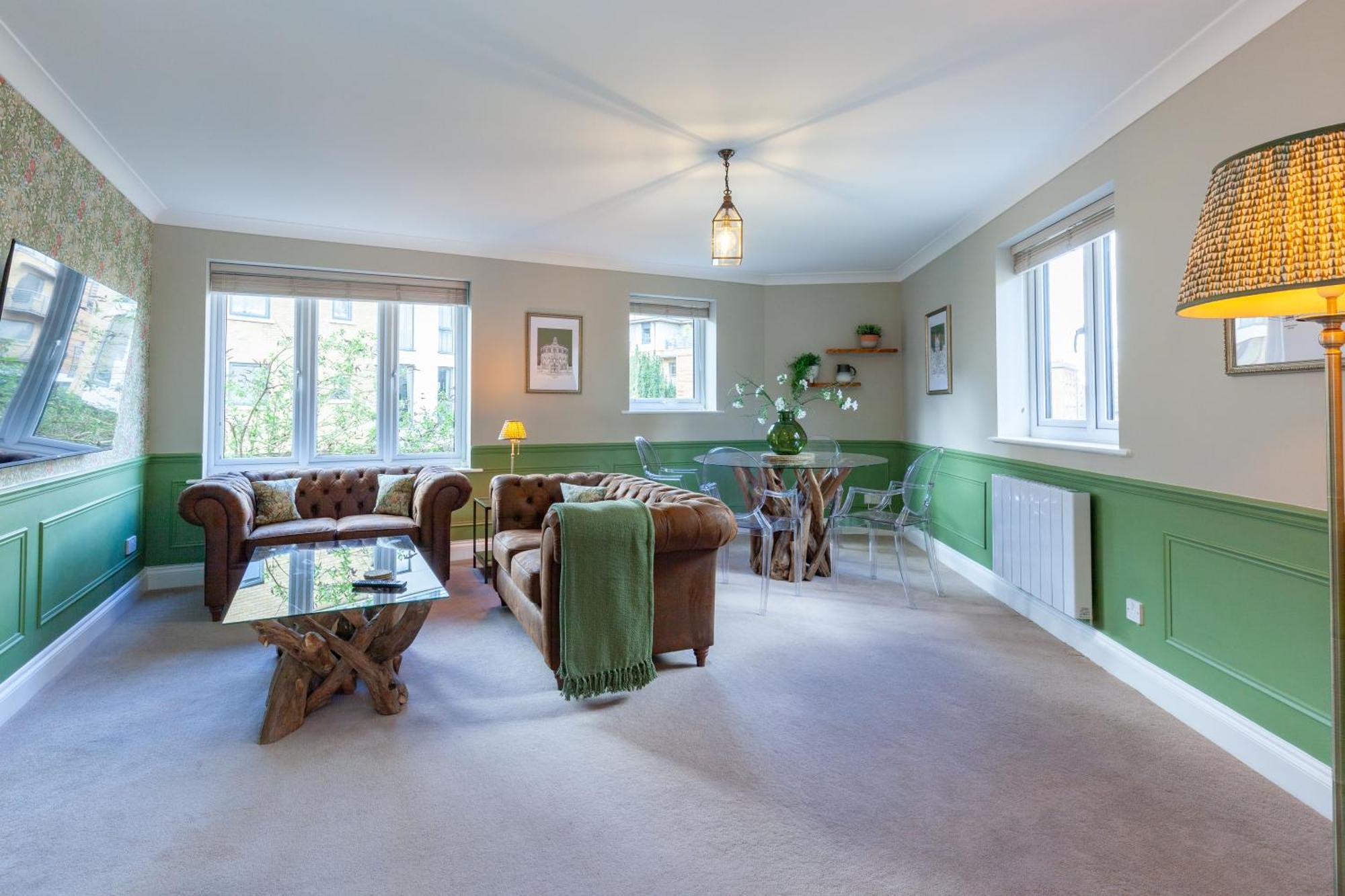 A Gem Nestled In The Heart Of Oxford With Parking!アパートメント エクステリア 写真